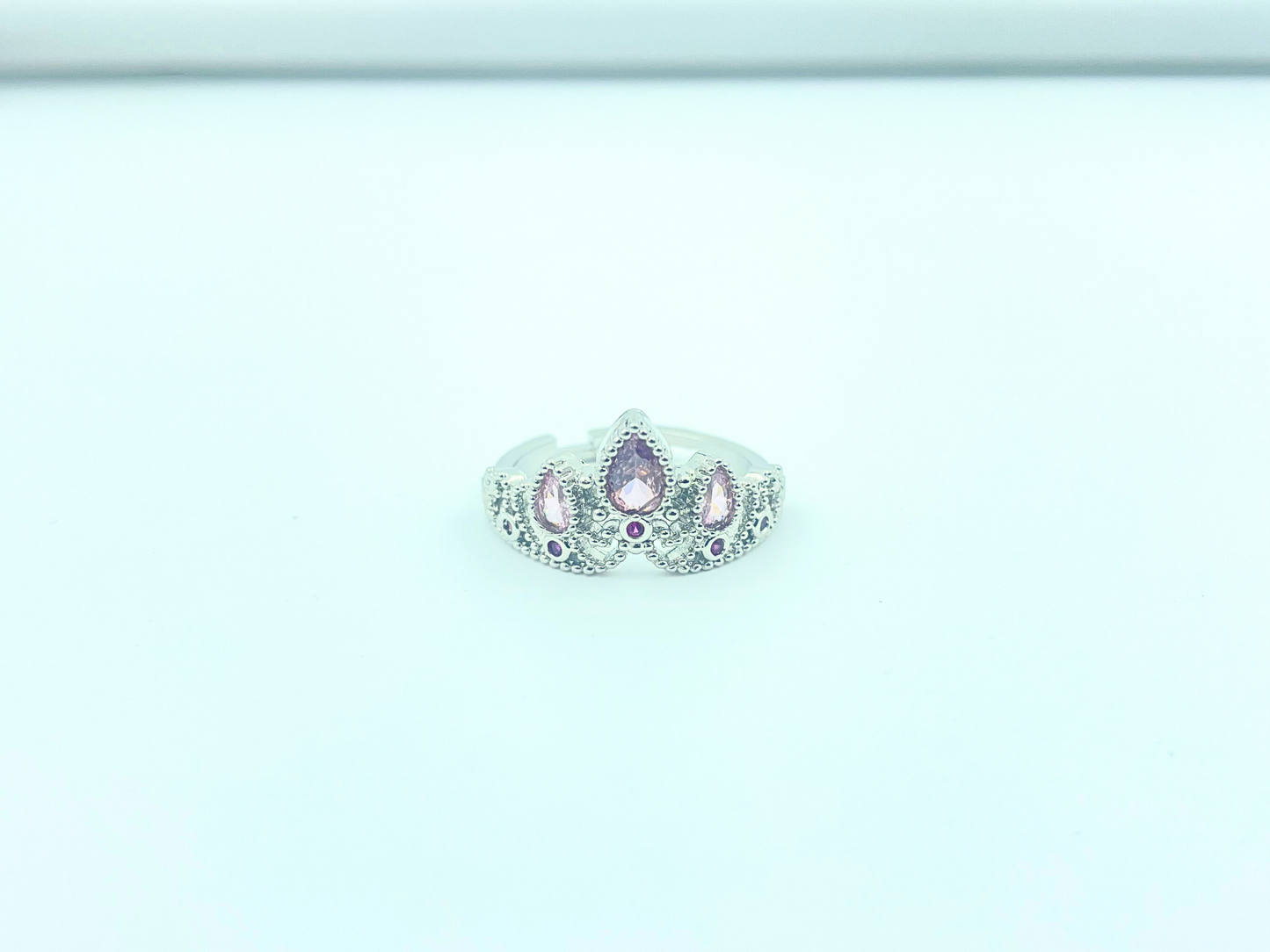 Amora Crown Ring