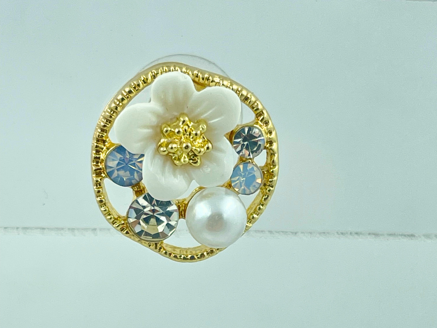 Flora Pearl Crystal Studs