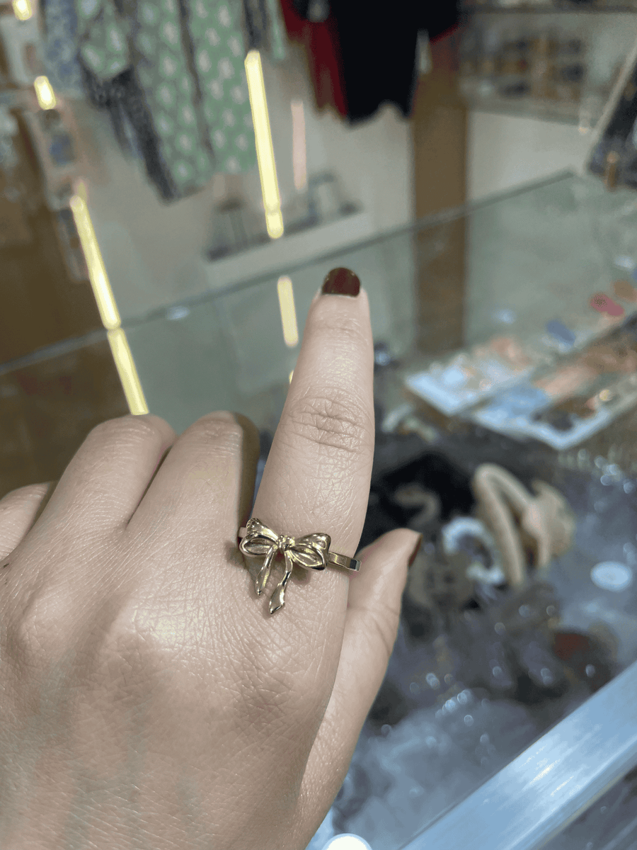 Bow Chic Ring