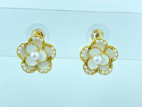 Pearl Bloom Earrings