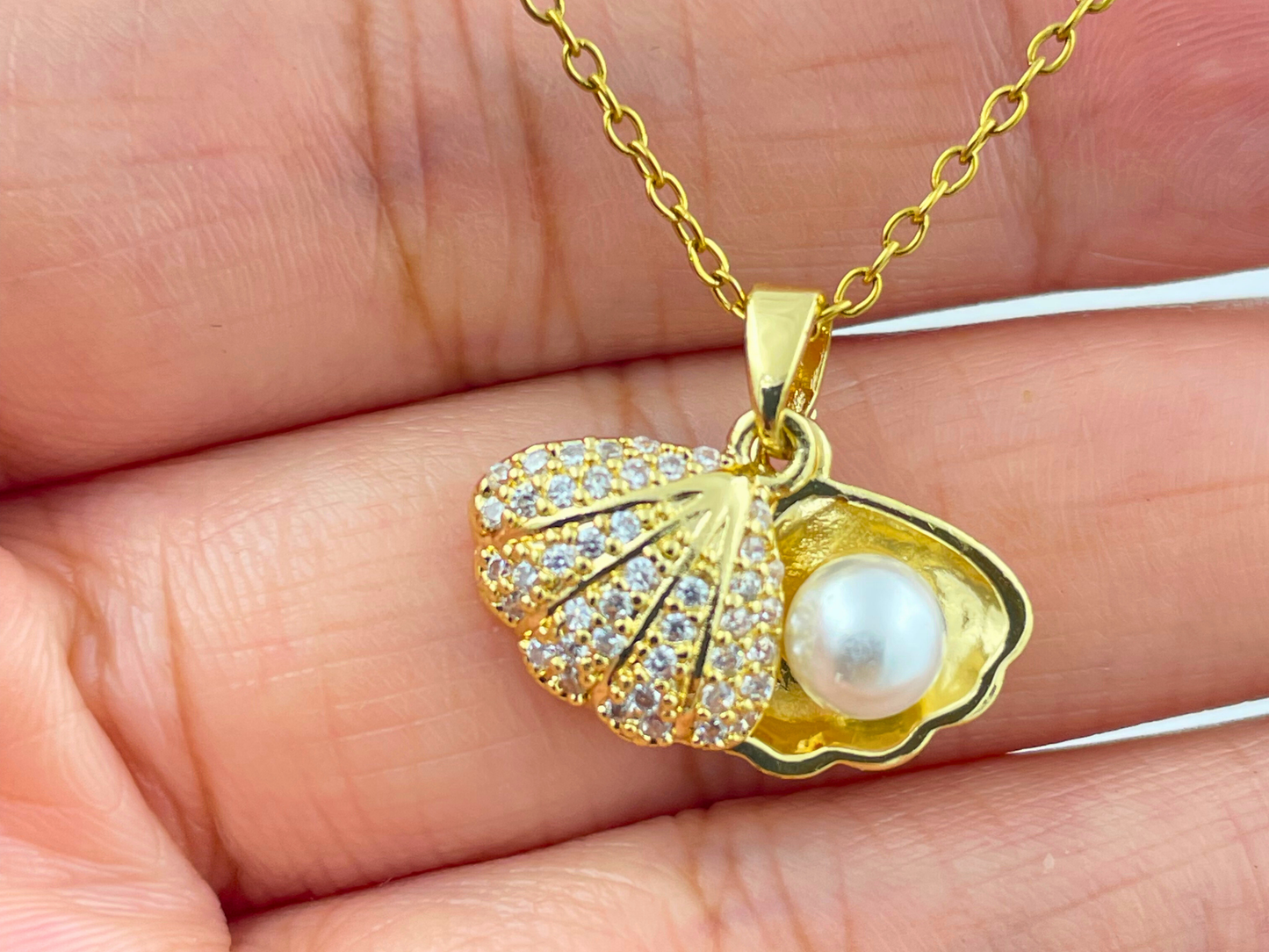 Pearl Shell Pendant