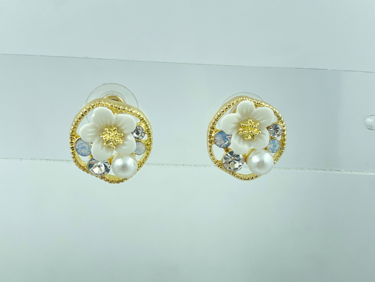Flora Pearl Crystal Studs